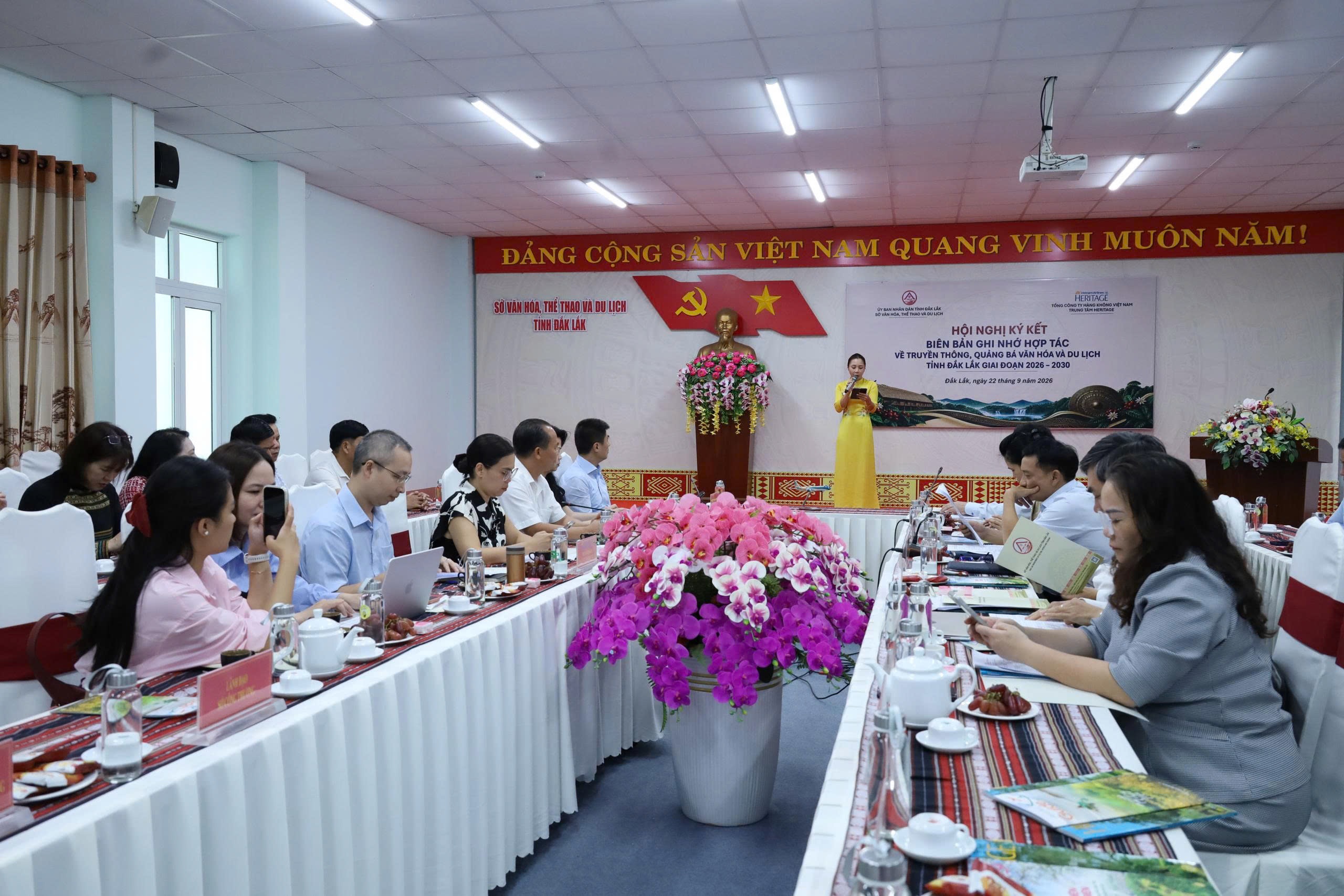 Quang cảnh Hội nghị 